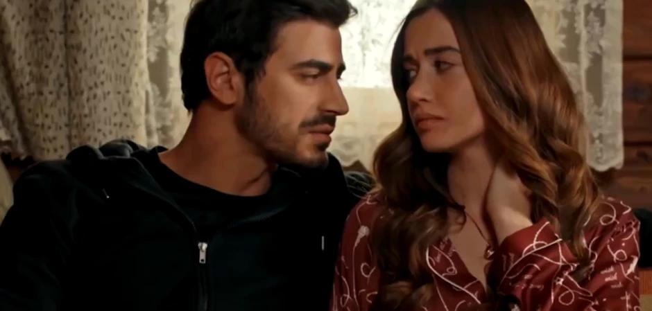 Кадры из Между / Арафта 90 серия