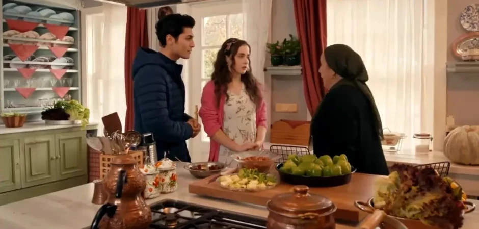 Кадры из Между / Арафта 82 серия