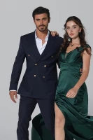 Между / Арафта - постер сериала