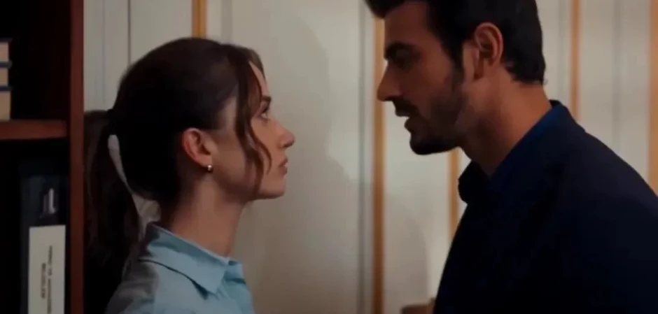 Кадры из Между / Арафта 17 серия