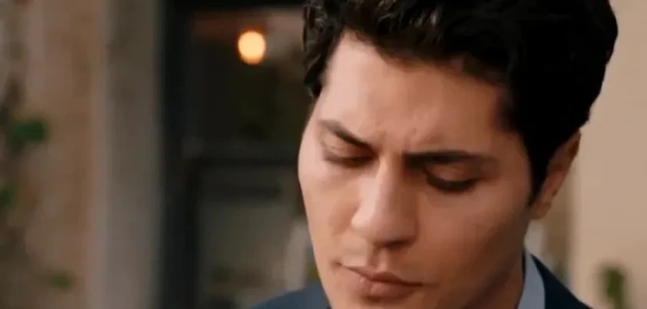 Кадры из Между / Арафта 30 серия