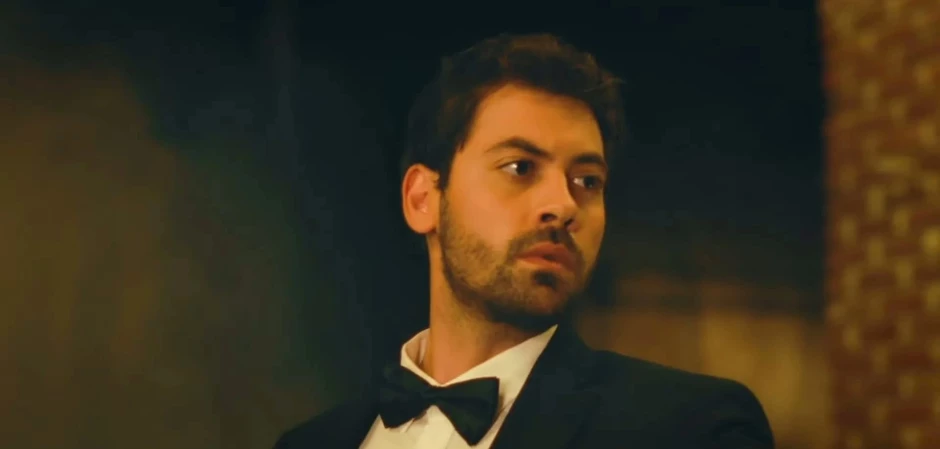 Кадры из Между / Арафта 2 серия