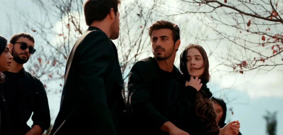 Кадры из Между / Арафта 15 серия