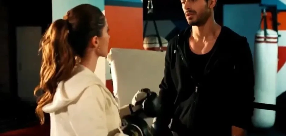 Кадры из Между / Арафта 87 серия