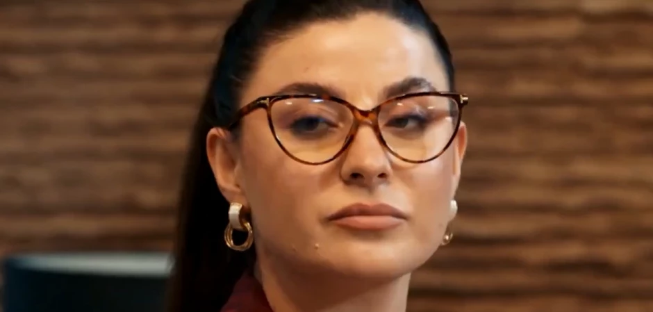 Кадры из Между / Арафта 90 серия