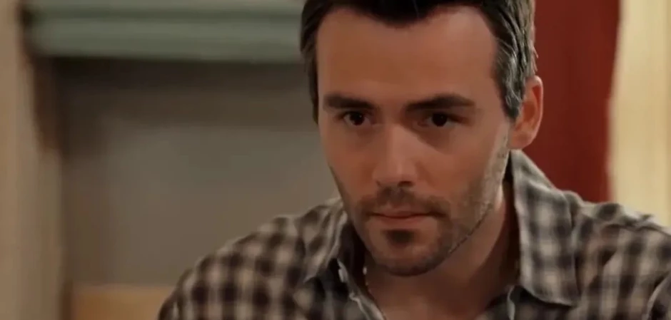 Кадры из Между / Арафта 22 серия