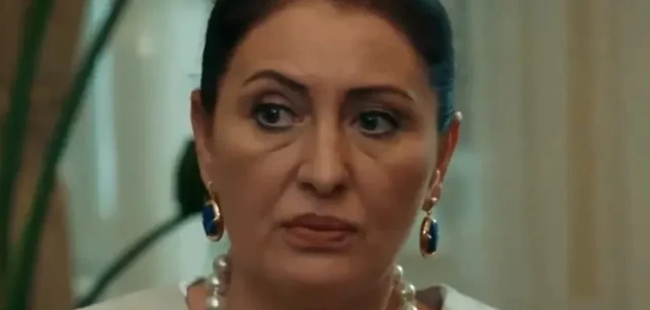 Кадры из Между / Арафта 29 серия