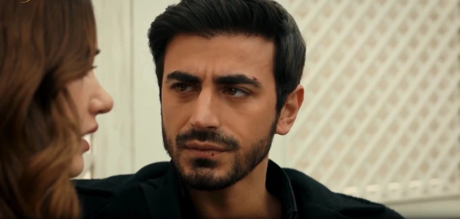 Кадры из Между / Арафта 94 серия