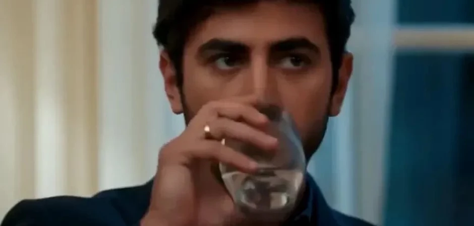 Кадры из Между / Арафта 43 серия