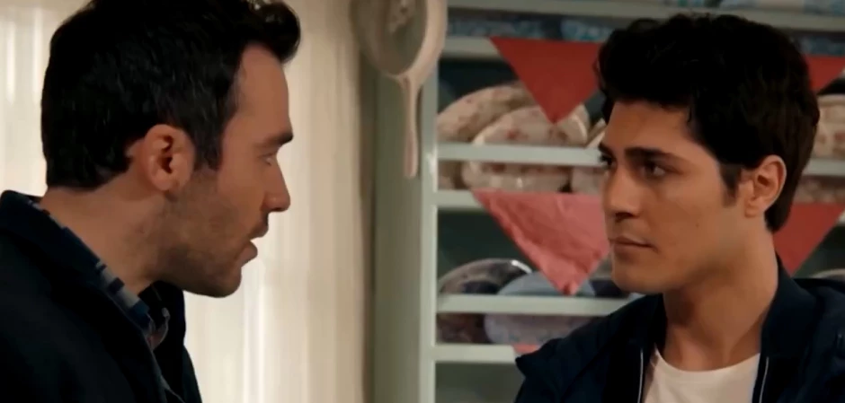 Кадры из Между / Арафта 74 серия