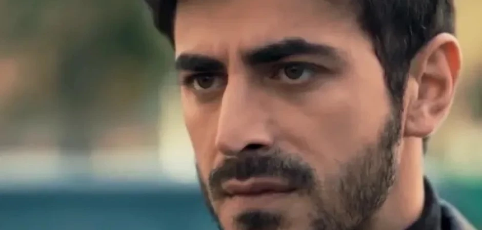 Кадры из Между / Арафта 33 серия