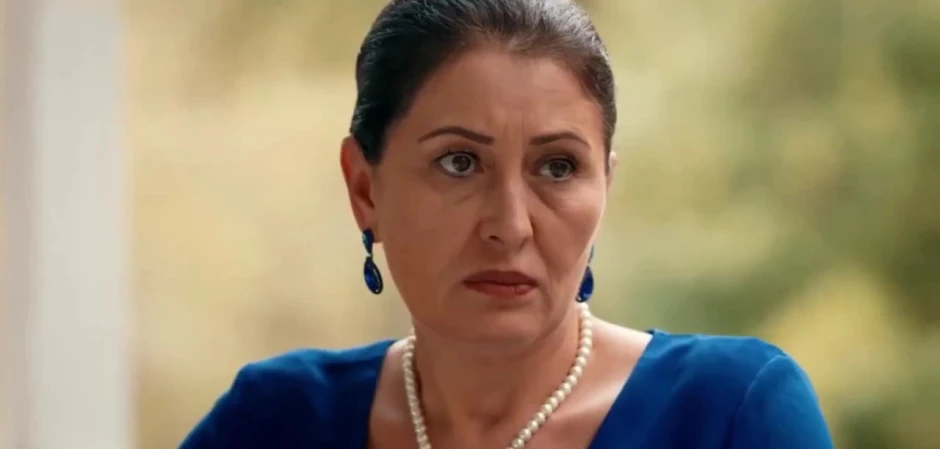 Кадры из Между / Арафта 20 серия