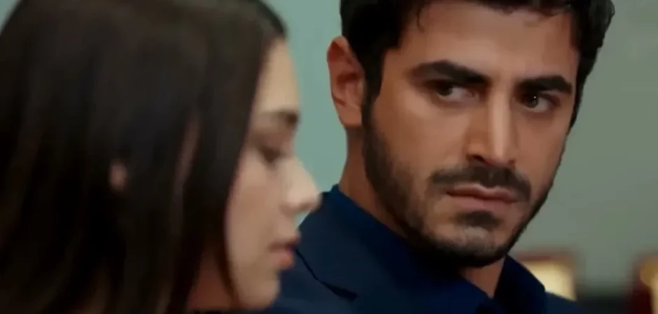 Кадры из Между / Арафта 37 серия