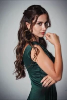 Между / Арафта - постер сериала