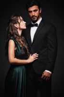 Между / Арафта - постер сериала