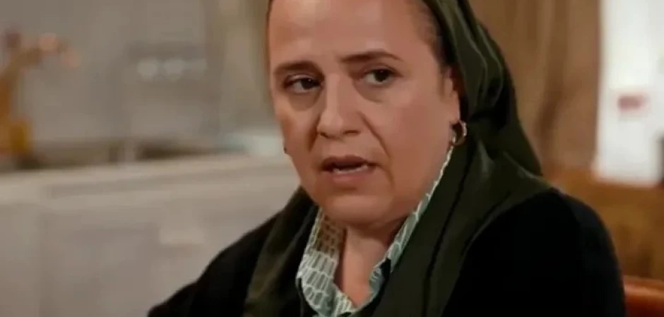 Кадры из Между / Арафта 51 серия