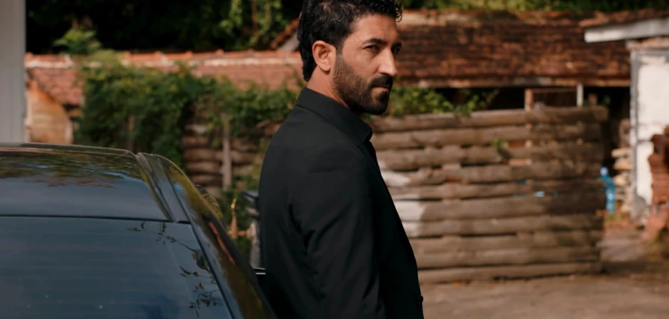 Кадры из Между / Арафта 28 серия