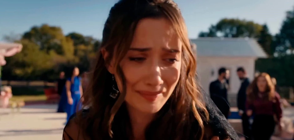 Кадры из Между / Арафта 5 серия